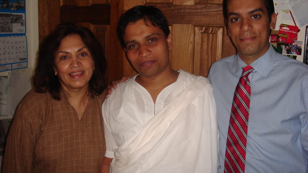 3 – Acharya Jee with Pam & Neal Kwatra