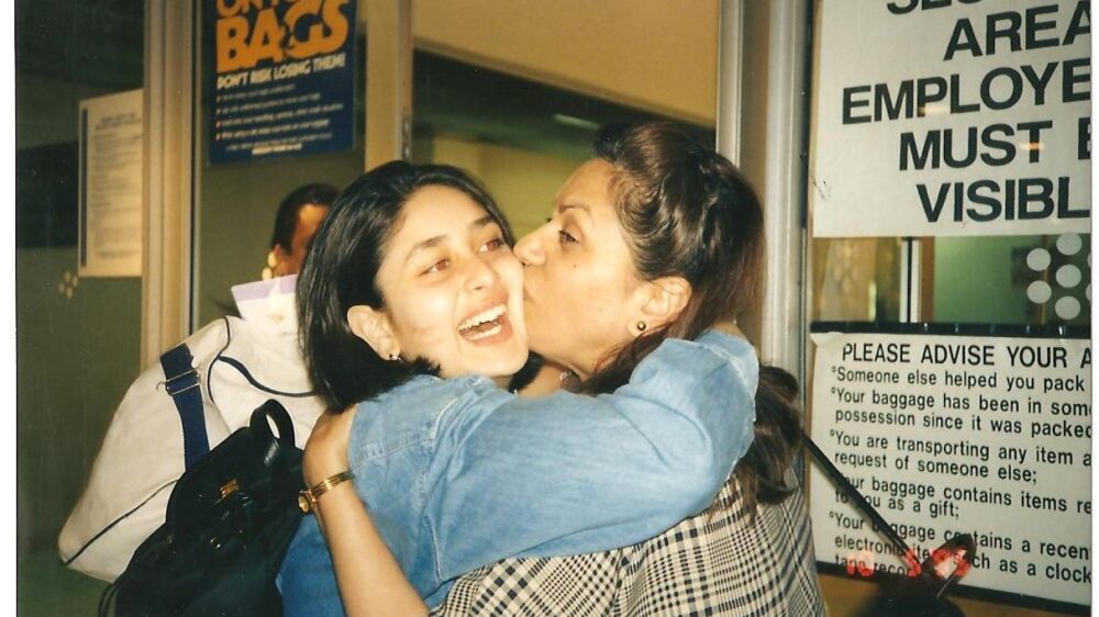 Pam with Kareena Kapoorscan 32